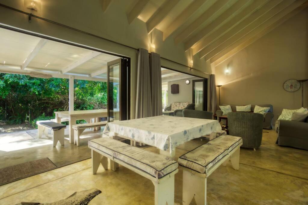 Baleia Azul 26 Villa Ponta Mamoli ภายนอก รูปภาพ