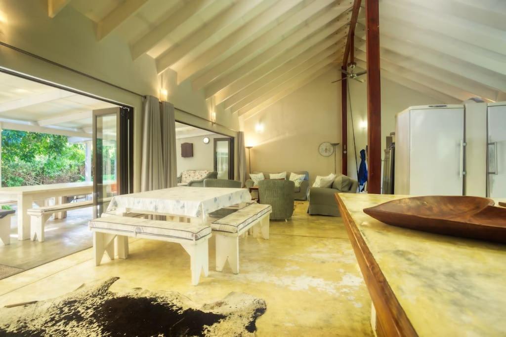 Baleia Azul 26 Villa Ponta Mamoli ภายนอก รูปภาพ